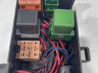 блок реле и предохранителей Opel Astra G 1998-2009, 03447012