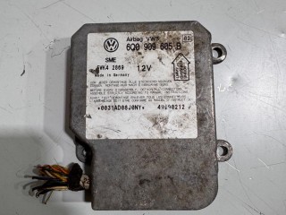 блок управления подушками безопасности Volkswagen Passat B5 1996-2001, 6Q0909605B