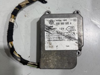 блок управления airbag Volkswagen Golf 4 поколение 1997-2006, 6Q0909605A