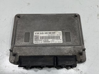 блок управления двигателем Skoda Fabia 1 поколение 1999-2004, 03D906023