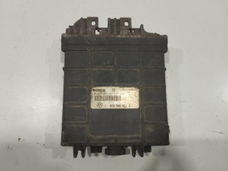 блок управления двигателем Volkswagen Passat B4 1993-1997, 028906021B