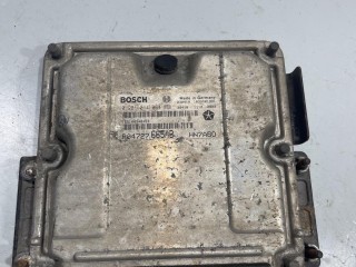 блок управления двигателем Chrysler Voyager 4 поколение 2000-2004, 0281001776
