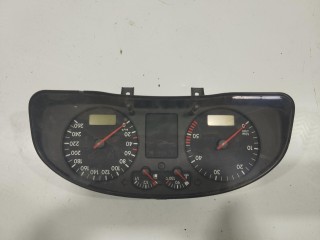 панель приборов (щиток) Volkswagen Passat B5 1996-2001, левый руль, 3B0920802A