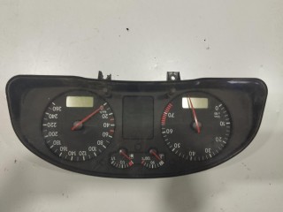панель приборов (щиток) Volkswagen Passat B5 1996-2001, левый руль, 09051940090