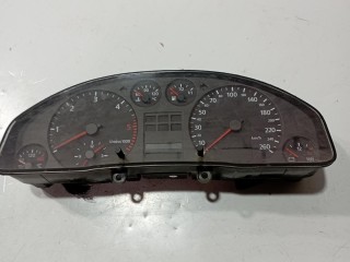панель приборов (щиток) Audi A6 C5 1997-2001, левый руль, 4B0919910E