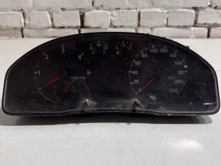 панель приборов (щиток) Audi A4 B5 1994-1999