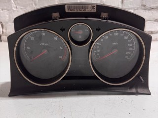 панель приборов (щиток) Opel Astra H 2004-2007, левый руль, 13184319