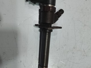 форсунка топливная Volvo S60 1 поколение 2000-2004, 31303259