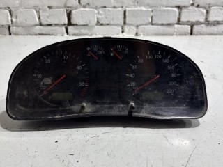 панель приборов (щиток) Volkswagen Passat B5 1996-2001, левый руль, 3B1919860C