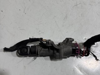 замок зажигания Volkswagen Passat B5 1996-2001, 4B0905851A