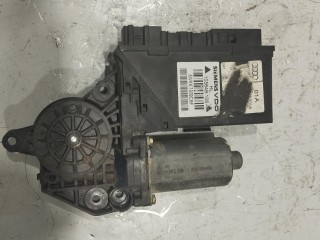 моторчик стеклоподъемника задний правый Audi A4 B6 2000-2006, левый руль, 8E0959802A