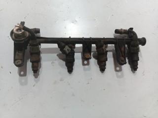 форсунка топливная Renault Megane 1 поколение 1995-1999, 866313