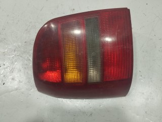 фонарь задний левый Audi A4 B5 1994-1999, 8D9945095A