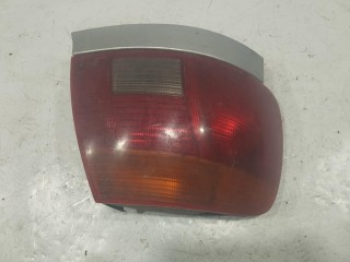 фонарь задний левый Audi A4 B5 1994-1999, 8D0945095A