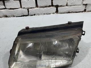 фара левая Volkswagen Passat B5 1996-2001, 14742500
