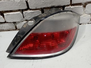 фонарь задний правый Opel Astra H 2004-2007, 1222354