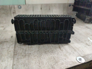блок предохранителей, ориг. номер 357937039, Volkswagen Passat B3 1988-1997