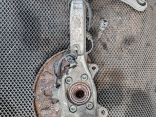 кулак передний правый, ориг. номер 8E0407242B, Audi A4 B6 2000-2006