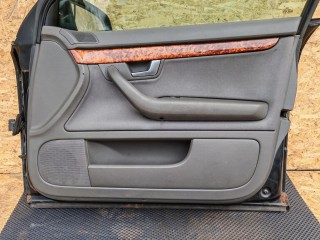 обшивка двери передней правой, Audi A4 B6 2000-2006