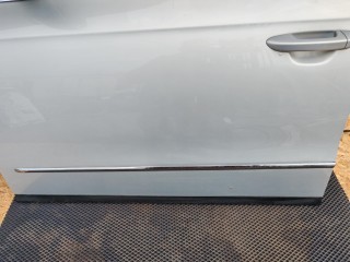 молдинг двери передней левой, Volkswagen Passat B6 2005-2010