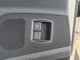 кнопка открытия багажника, Volkswagen Passat B6 2005-2010
