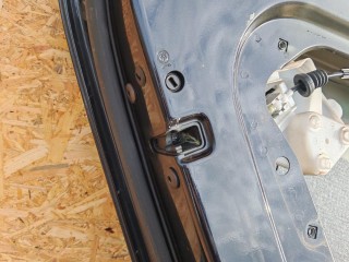 замок двери задней левой, Volkswagen Passat B6 2005-2010