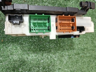 блок предохранителей, ориг. номер 6G9T14A073DJ, Ford Galaxy 2 поколение 2006-2010