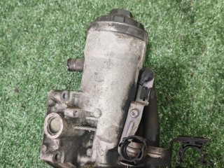 корпус масляного фильтра, ориг. номер 045115389E, Volkswagen Passat B6 2005-2010
