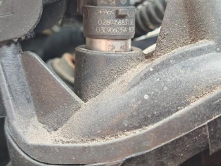 форсунка топливная, ориг. номер 03C906039A, Volkswagen Passat B6 2005-2010