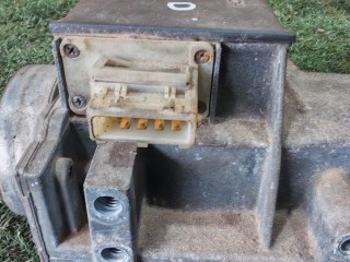 расходомер воздуха Audi A6 C4 1994-1997, 4A0133471