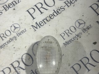 повторитель поворота на крыле Mercedes-Benz Vito W639 2003-2010