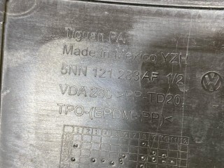 дефлектор радиатора, ориг. номер 5NN121283AF, Volkswagen Tiguan 2 поколение [рестайлинг] 2020-2024