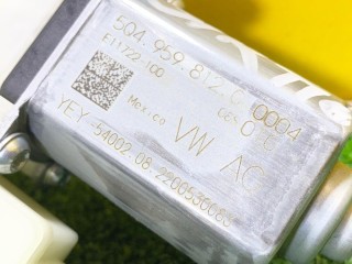 моторчик стеклоподъемника задний правый, ориг. номер 5Q4959812G, Volkswagen Tiguan 2 поколение [рестайлинг] 2020-2024