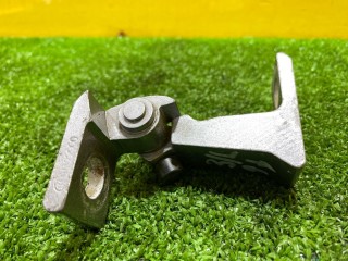 петля двери задней левой, ориг. номер 8V5833403C, Volkswagen Tiguan 2 поколение [рестайлинг] 2020-2024
