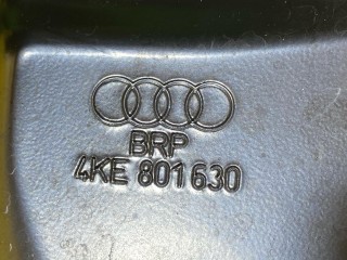 кронштейн (крепление) правый, ориг. номер 4KE801630, Audi e-tron Sportback 1 поколение 2019-2022