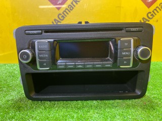 магнитола, ориг. номер 5K0035156A, Volkswagen Caddy 3 поколение [рестайлинг] 2010-2015