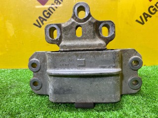 подушка крепления КПП, ориг. номер 1K0199555Q, Volkswagen Caddy 3 поколение [рестайлинг] 2010-2015