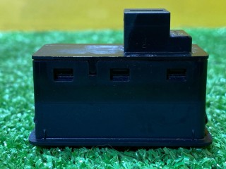 кнопка открытия багажника, ориг. номер 4G0959831D, Audi Q6 e-tron 2024-2026