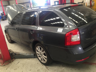 Skoda Octavia 2 поколение [рестайлинг] 2011г. 1.4 л. - фото №4