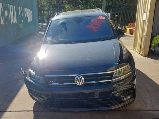 Volkswagen Tiguan 2 поколение 2021г. 2.0 л. - фото №2