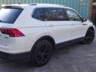 Volkswagen Tiguan 2 поколение [рестайлинг] 2024г. 2.0 л. - фото №4