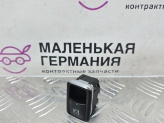 кнопка стеклоподъемника двери передней левой, ориг. номер A2049058102, Mercedes-Benz GLA X156 2013-2017