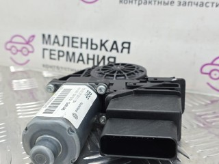 моторчик стеклоподъемника задний правый, ориг. номер 5K0959795, 5K0959704D, Volkswagen Golf GTi 6 поколение 2008-2012