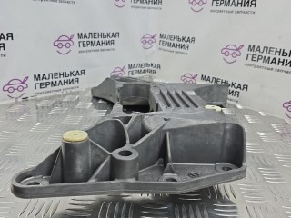 кронштейн коробки (балка кпп), ориг. номер 22326870602, 22326795800, 6795800, 6870602, BMW X3 G01 2017-2021