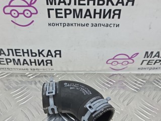 Патрубок охлаждения Mercedes-Benz C W205 2014-2018