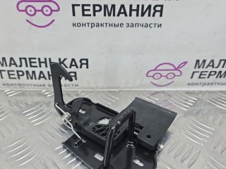 крюк капота, ориг. номер 3C8823480B, Volkswagen Passat CC 1 поколение [рестайлинг] 2012-2017