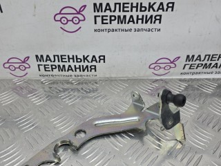 Кронштейн (крепление) Mercedes-Benz C W205 2014-2018