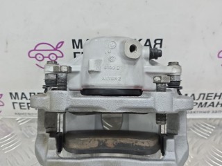 суппорт тормозной передний левый, ориг. номер A2044212581, A2044212381, Mercedes-Benz E W212 [рестайлинг] 2013-2016