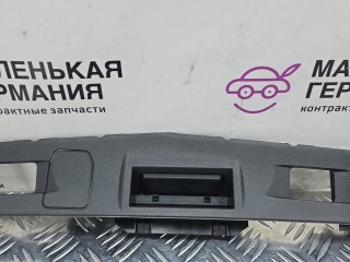 накладка крышки багажника, ориг. номер A2127401793, A2127401993, A2127401893, Mercedes-Benz E W212 [рестайлинг] 2009-2013