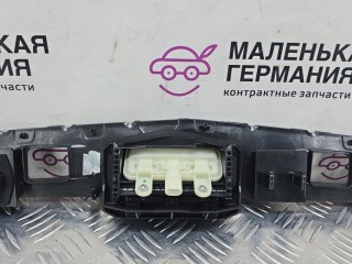 накладка крышки багажника, ориг. номер A2127401793, A2127401993, A2127401893, Mercedes-Benz E W212 [рестайлинг] 2009-2013